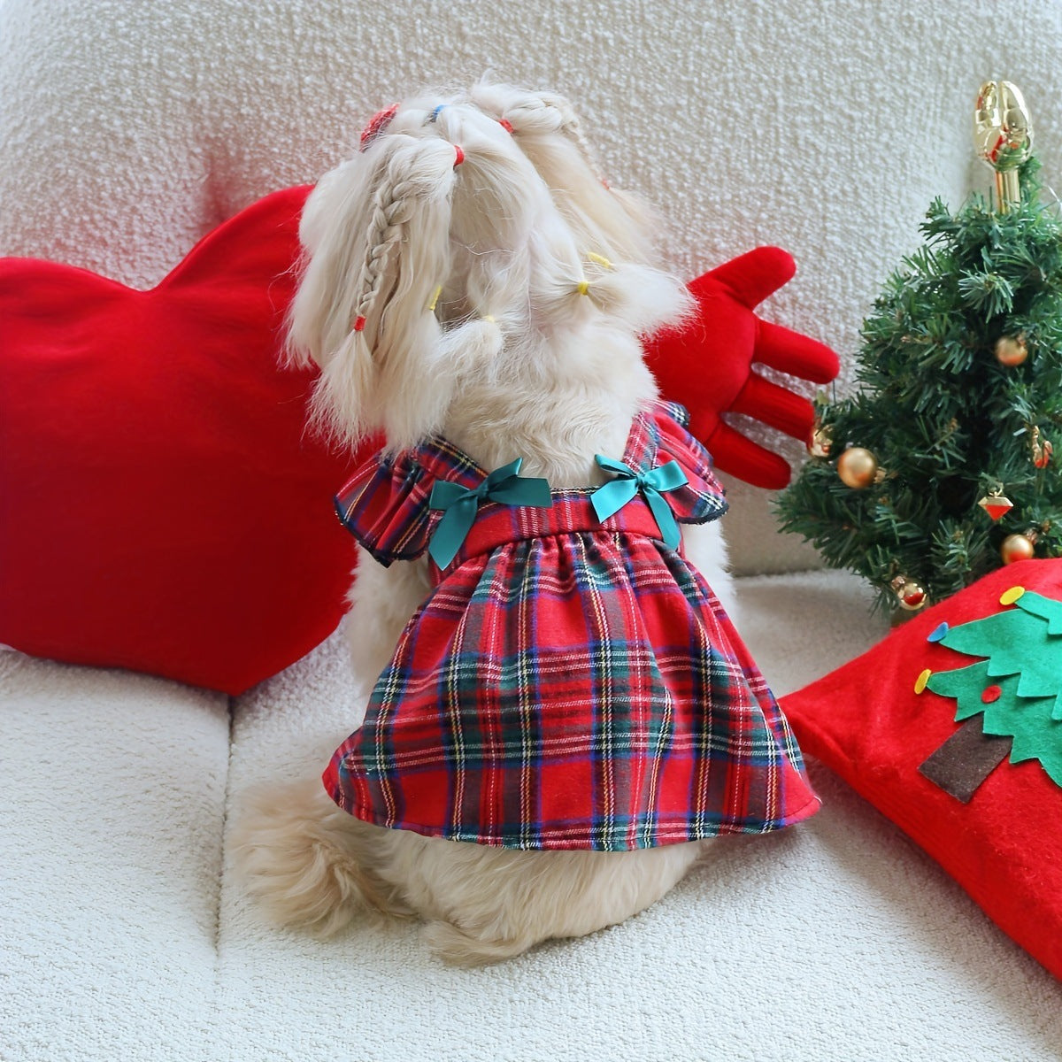 Source factory pet clothing cross-border pet christmas skirt suspender bowsplaid skirt small dog