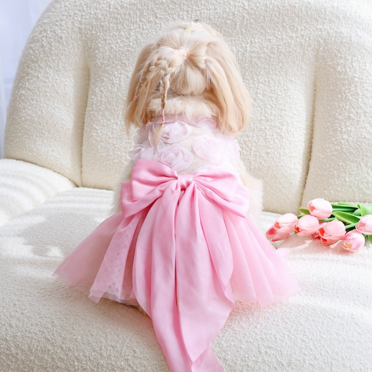 Cat and dog pink rose dress is suitable for spring and summer wear plaidcomfortable pet dog clothing skirt new arrival bichon frize