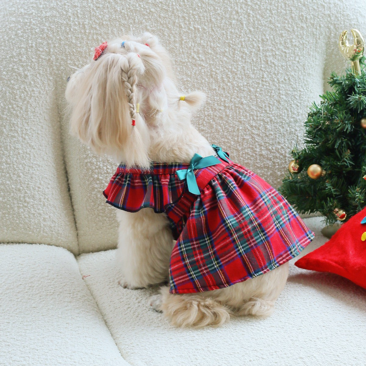 Source factory pet clothing cross-border pet christmas skirt suspender bowsplaid skirt small dog